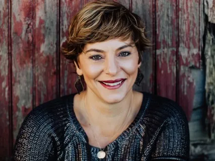 Isaiah 9:6-7 NIV: A Child Is Born (No Music)