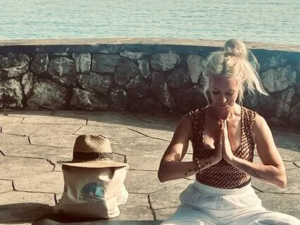 Jamaican Sunrise Oceanside Practice