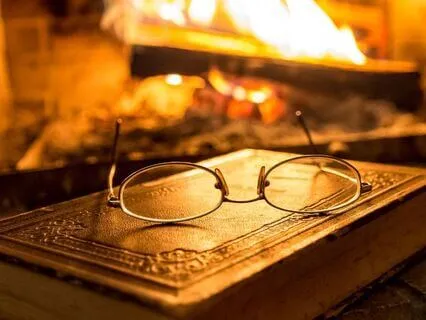 Jane Eyre – A Cozy Firelit Library Ambience