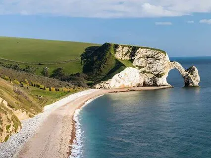 Jurassic Coast Sleep Visualization: Coastal Dreamscapes