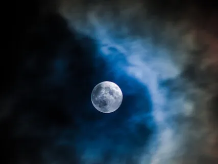 Canto de Luna Llena, Invocando a Kali, Diosa de la Transformación