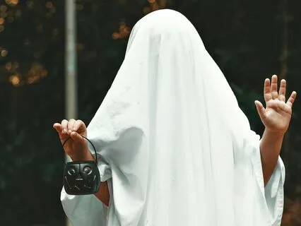 Kids Short Story: The Playground Ghost