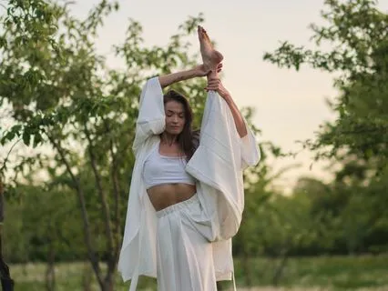 Know How The Universe Works To Manifest Your Dream Life