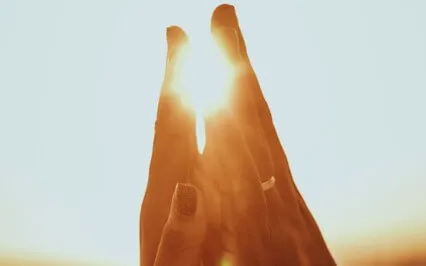 Kobieca Afirmacja na Przyciąganie Miłości