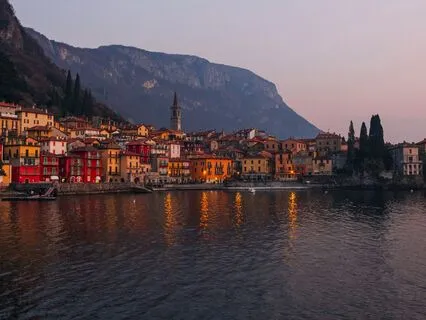 Lakeside Villa In Italy: Soothing Sleep Escape