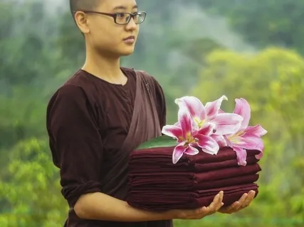 Learn Buddhism: Becoming A Buddhist Monk