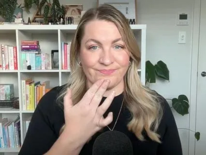 Learn How to Tap: A Beginner's Guide to EFT Tapping