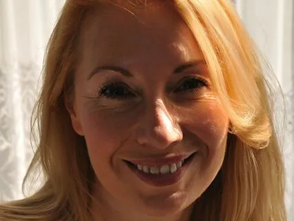 Leaves On A Stream Meditation For Overthinking And Anxiety