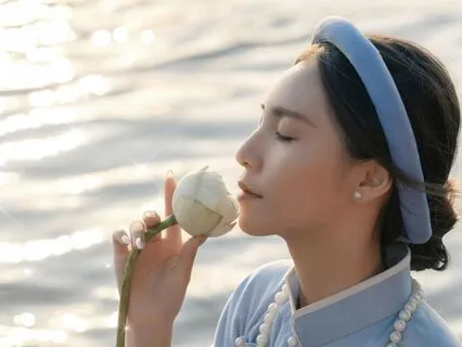 Let Go Of Thought And Return To Inner Stillness