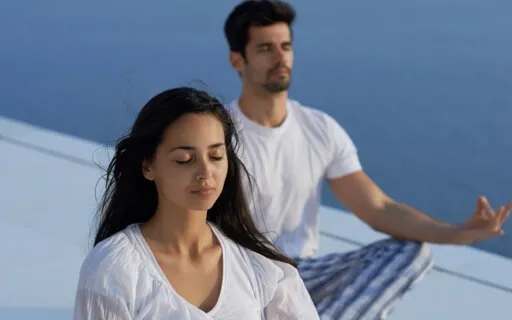 Let Love In Mantra Meditation (10 Minutes)