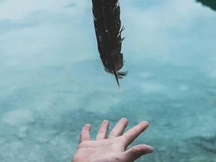 Letting Go – A Meditation For Calm & Emotional Healing