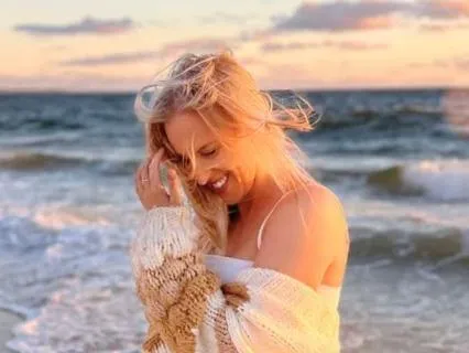 Letting Go Cord Cutting Visualisation