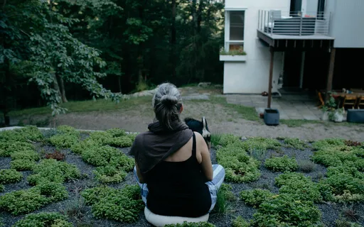 Letting Go Of Thoughts & Stories 