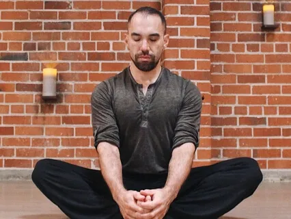 Bring Clarity & Light In The Spine