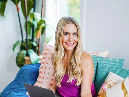 Light Language And DNA Activation With Amy Robeson