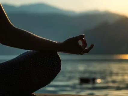 Lightly Guided 7 Minute Meditation