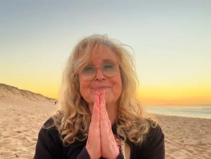 Lip Buzz For Relaxation | Voice Yoga By The Ocean