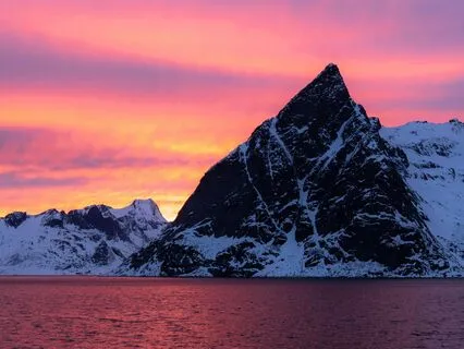 Listen, Awaken, Transform Your Reality: The Power Of 777 Hz