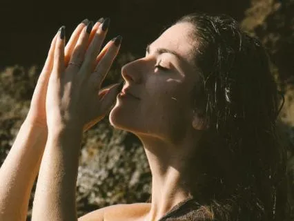 Listening To The Body | 15 Minute Meditation