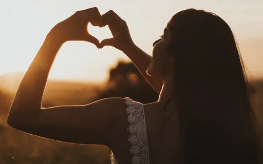 Любовь к своему телу. Цикл аффирмаций "3 минуты"