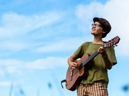 Live: Give it to your voice