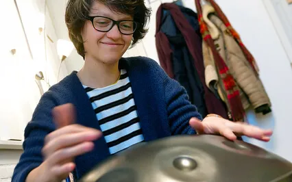 Live Handpan Latifa Mantra - English & Dutch