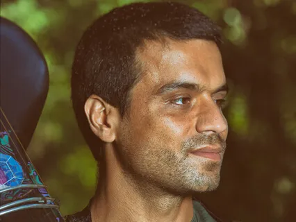 Live Yoga Jams - Vol. 19 - Music For Vinyasa (Sitar, Shamisen, Flutes, Beats)