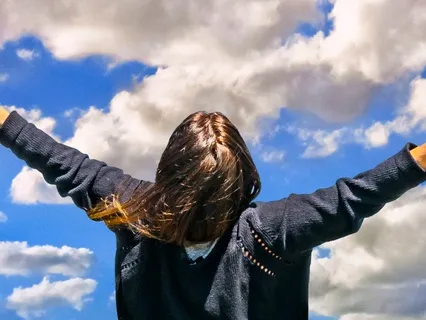 Living A Life Of Gratitude: 17 Lock Into The Hum