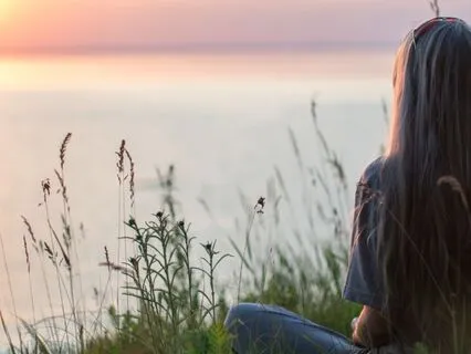 Living Mindfully: A Mindful Walking Meditation