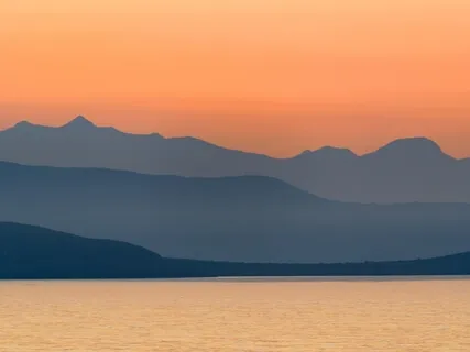 Lokah - Mantra For Happiness, Health & Freedom (27 Repeats)