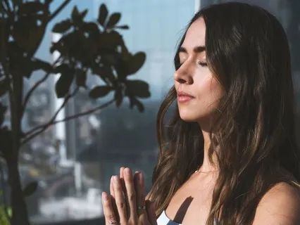 Loneliness Is Temporary - 20-Minute Meditation (With Rain)