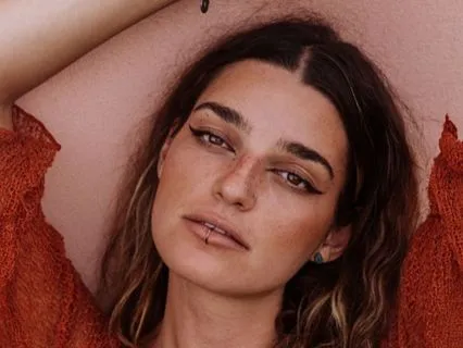 Love And Accept Your Body — A Meditation For Women