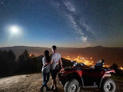 Lovers Share The Moon