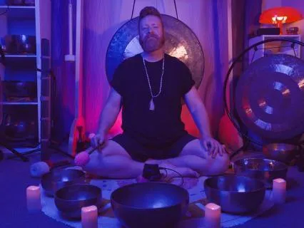 Lower Anxiety & Boost Well-being with Grounding Frequencies