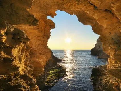 Lucid Dreaming In An Enchanted Crystal Cave