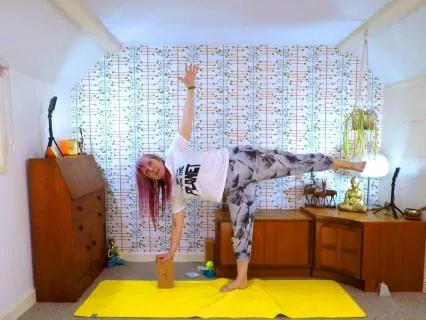 Lucky Legs Hatha Yoga Full Hour Class