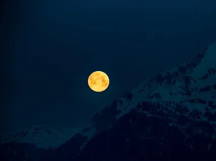 Lunar Meditation Music