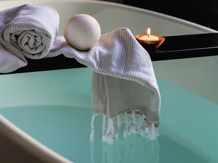 Luxurious Bath Practice