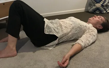 Lying Mindful Movement (MBSR)