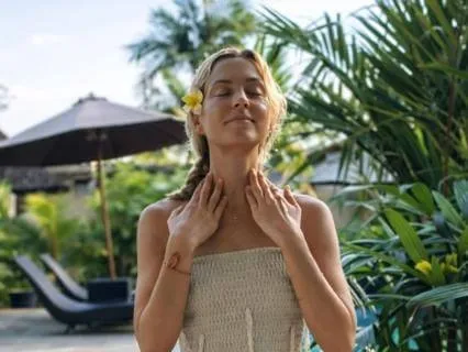 Lymphatic Massage & Self-Love Affirmations