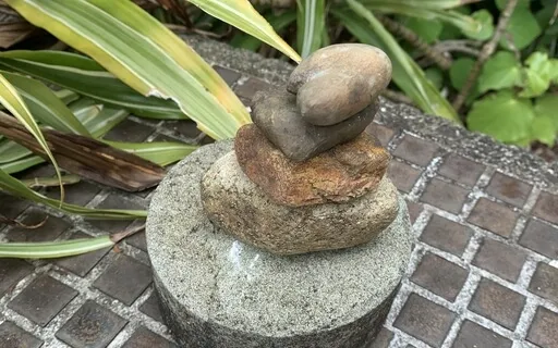 MA 14 Meditating With the Gentleness Of Threading A Needle