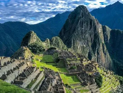 Machu Picchu Ambient Panflute Backgroundz: Shamanic Journey