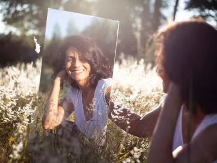 Manifest An Amazing Day: Empowering Morning Affirmations.