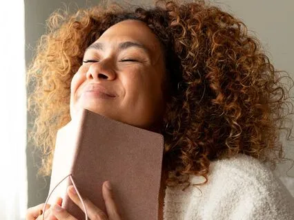 Manifest Fame & Recognition | Step Into The Spotlight