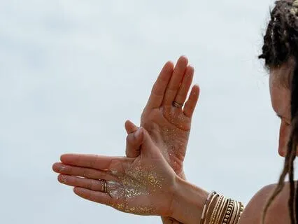 Manifest In A Moment