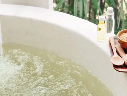 Manifestation Energy Bath