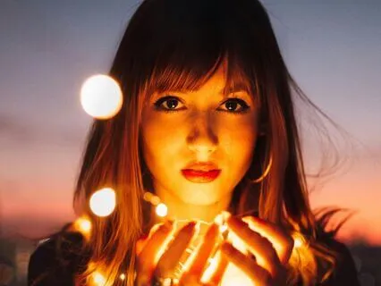 Manifesting Miracles : 21 Law Of Attraction Affirmations