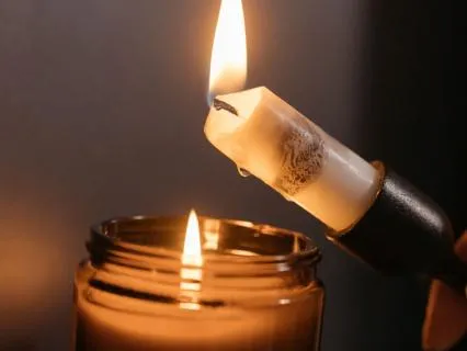 Master Jesus Brings Comfort, Healing, & Ease: Hands Of Light