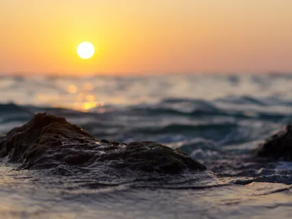 Me & Myself - Delicate Piano With Soothing Ocean Waves