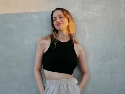 Meditaatio Aloittelijalle: Tiedosta Ajatukset